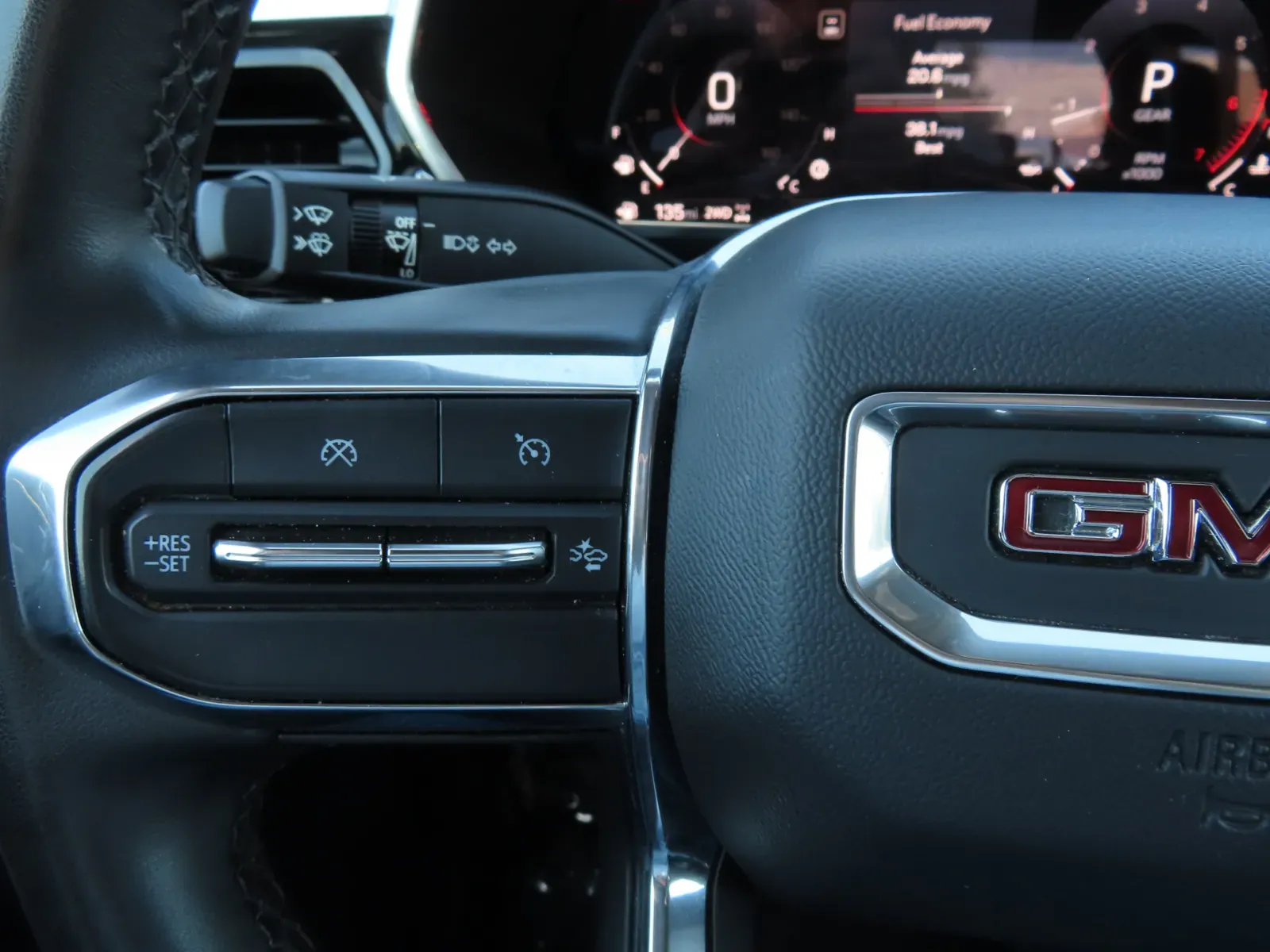 GMC Canyon photo 21