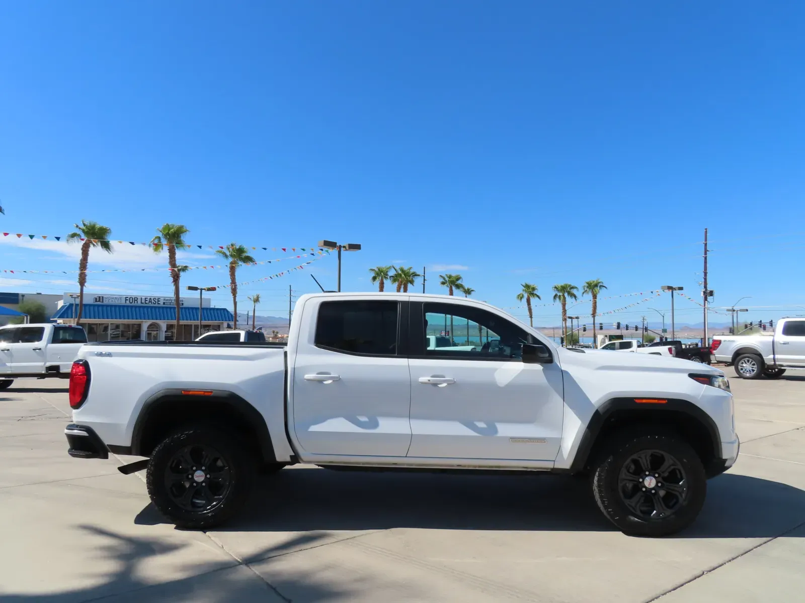 GMC Canyon photo 10