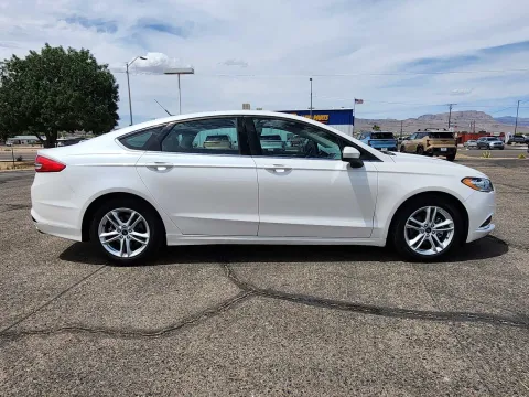 More photos of 2018 Ford Fusion SE at Martin Swanty's Paradise Auto, AZ