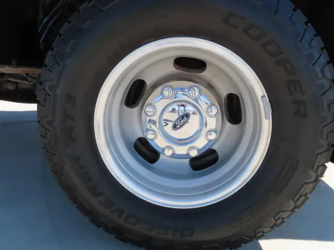 More photos of 2021 Ford Super Duty F-350 DRW LARIAT at Martin Swanty's Paradise Auto, AZ