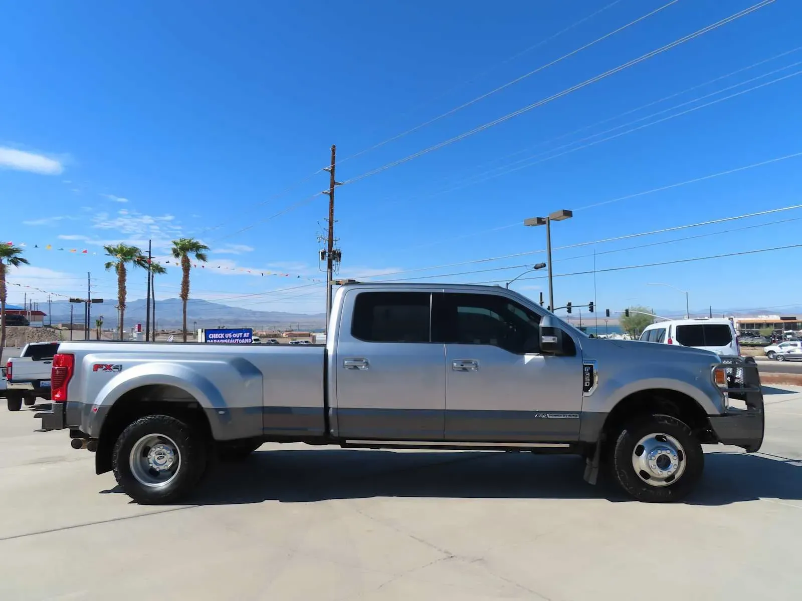 Ford F-350 photo 9