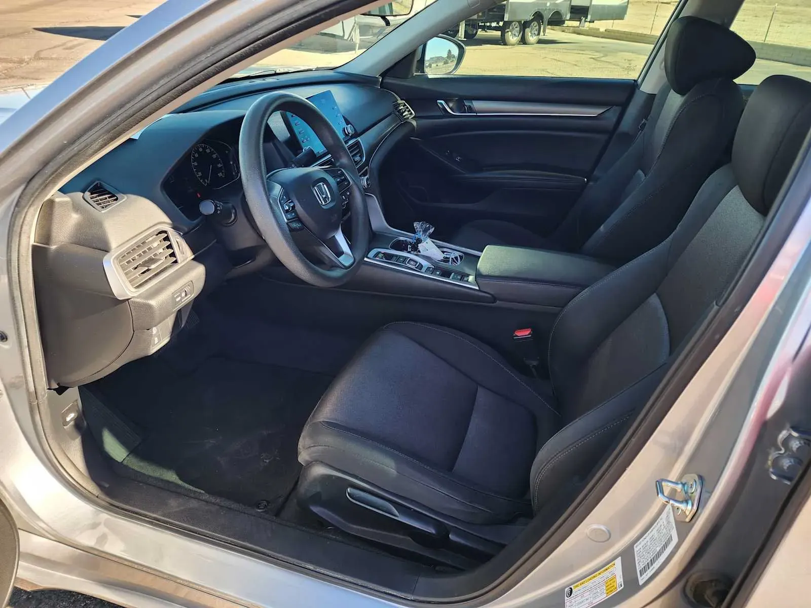 Honda Accord photo 14
