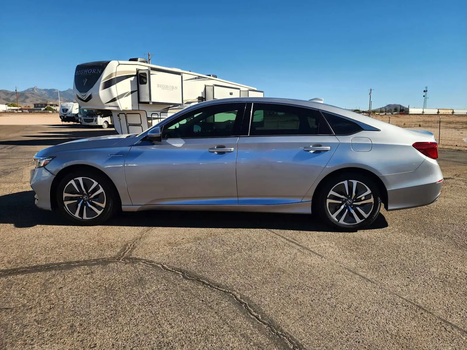 Honda Accord photo 7
