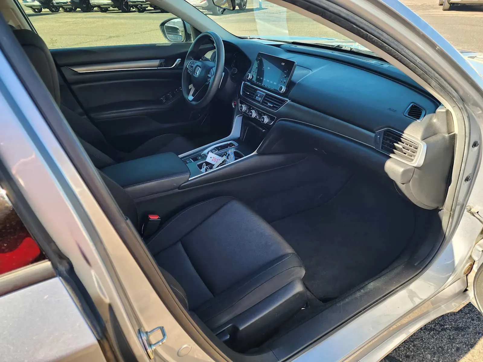 Honda Accord photo 12
