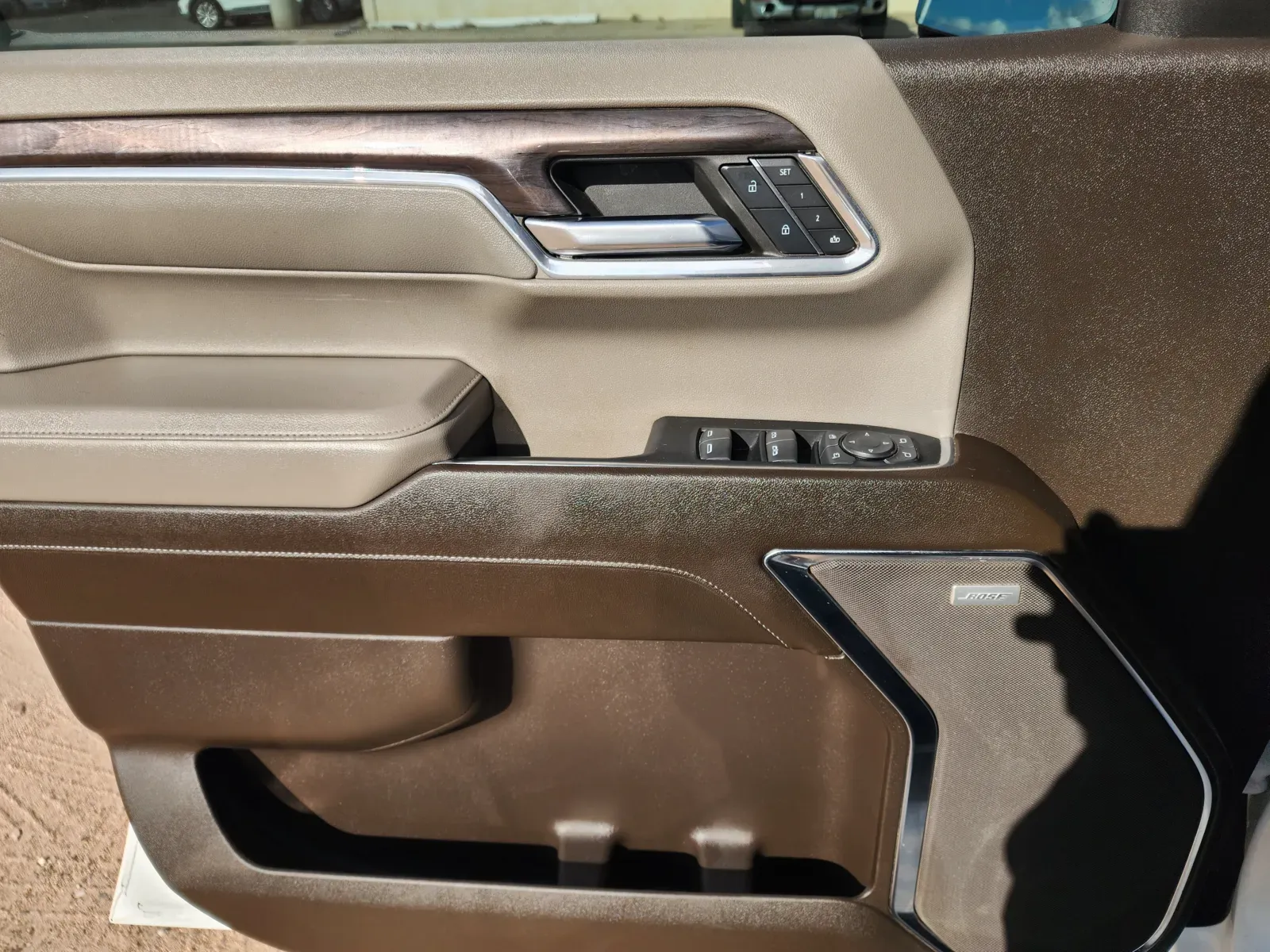 Chevrolet Silverado photo 20