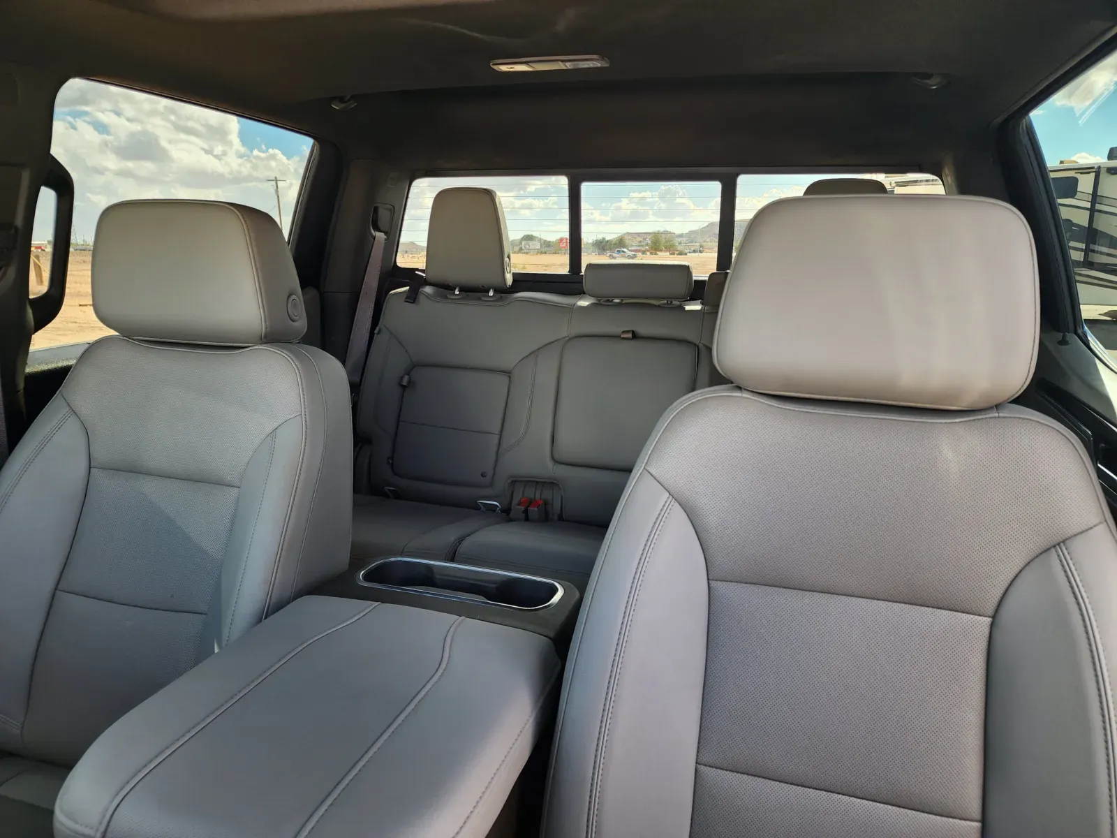 Chevrolet Silverado photo 19