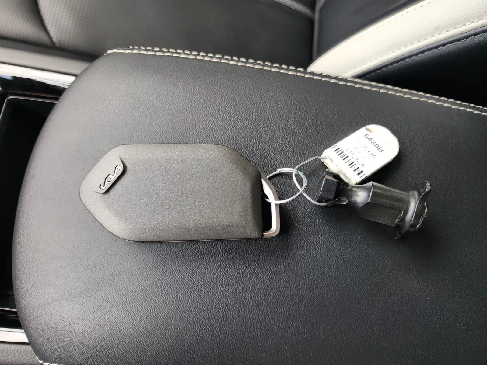 Kia K5 photo 28