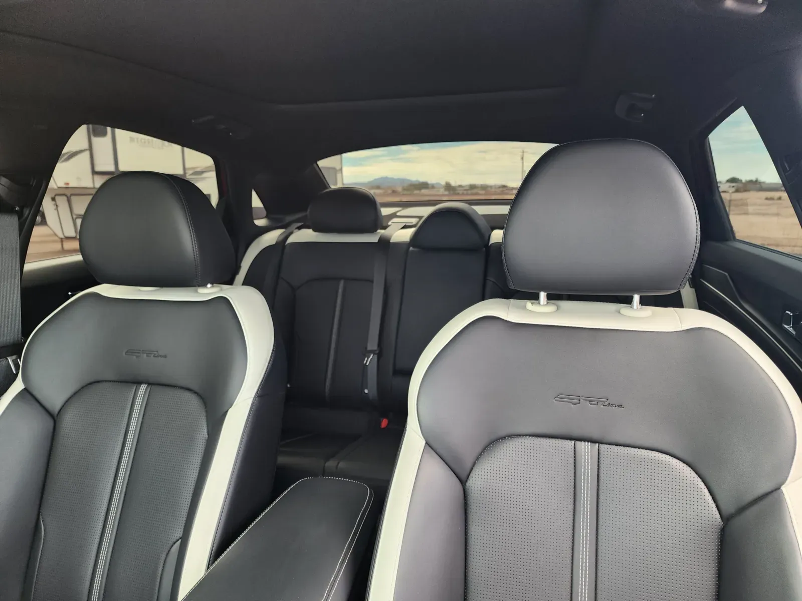 Kia K5 photo 16