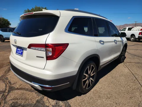 More photos of 2019 Honda Pilot Touring 7-Passenger at Martin Swanty's Paradise Auto, AZ