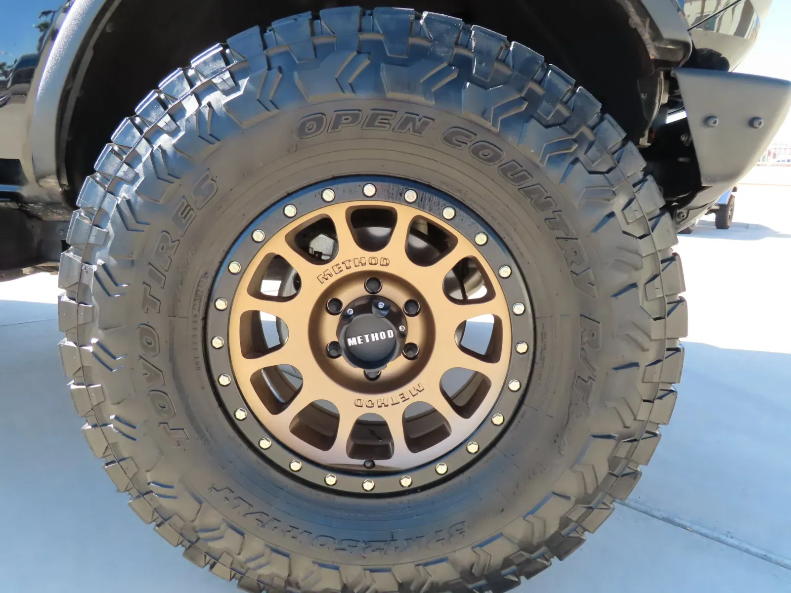 Ford Bronco photo 12