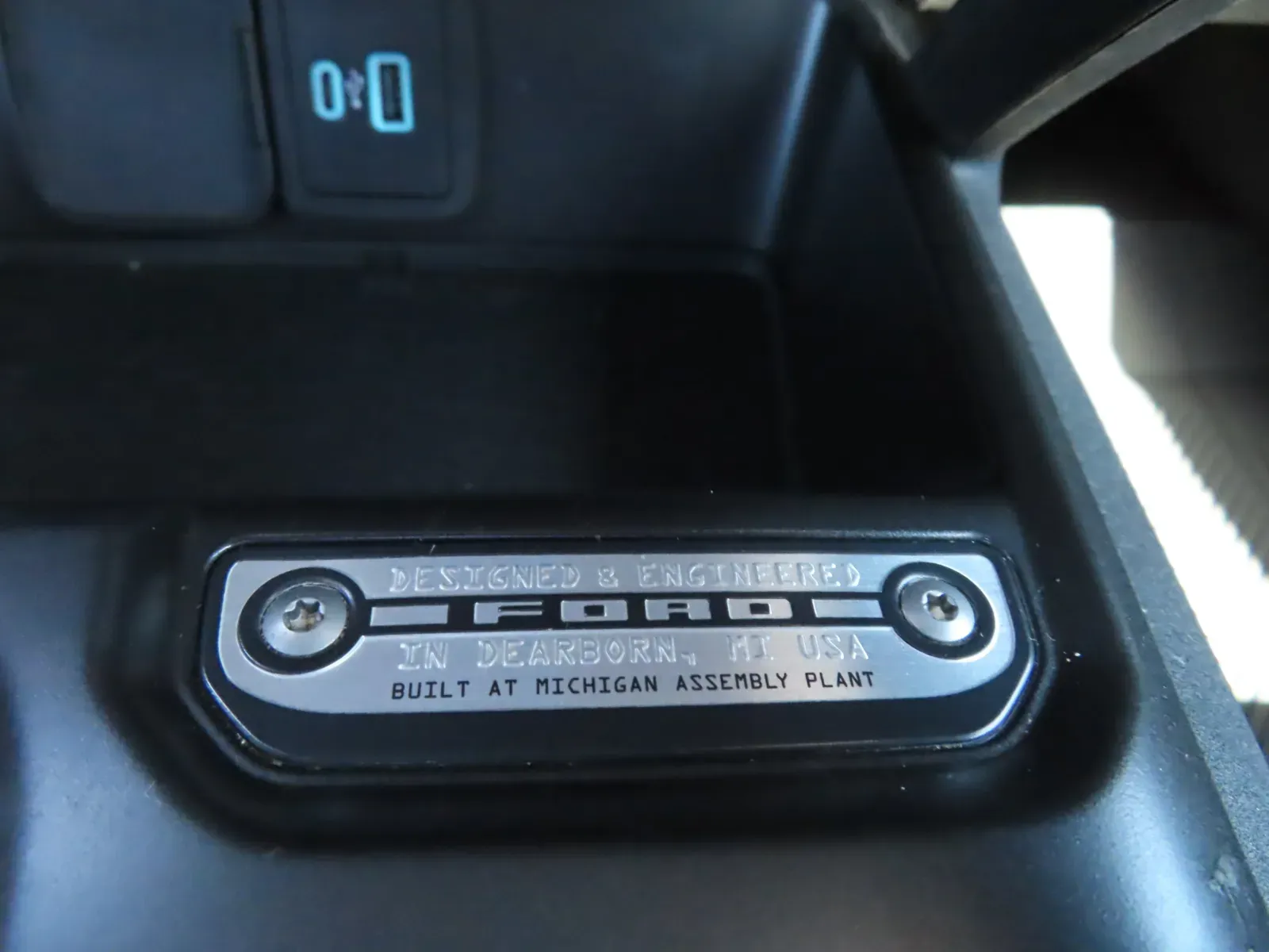 Ford Bronco photo 25