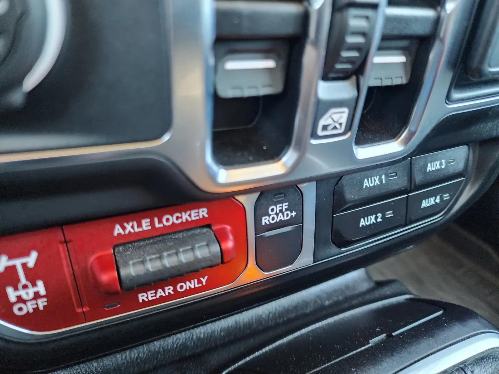 Jeep Gladiator photo 25