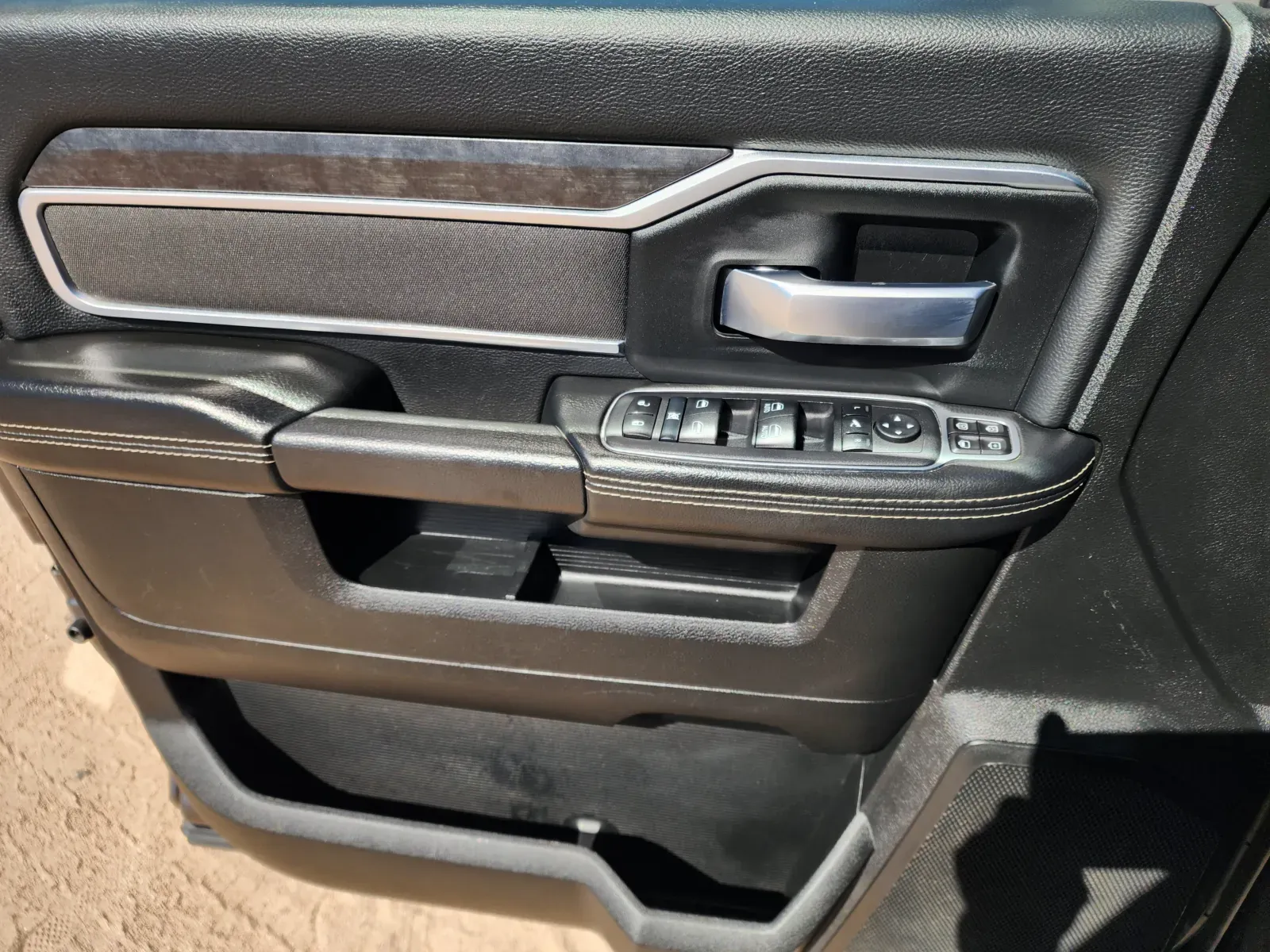 Ram 2500 photo 18