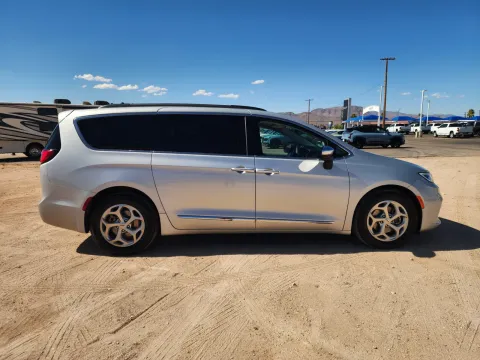 More photos of 2023 Chrysler Pacifica Limited at Martin Swanty's Paradise Auto, AZ