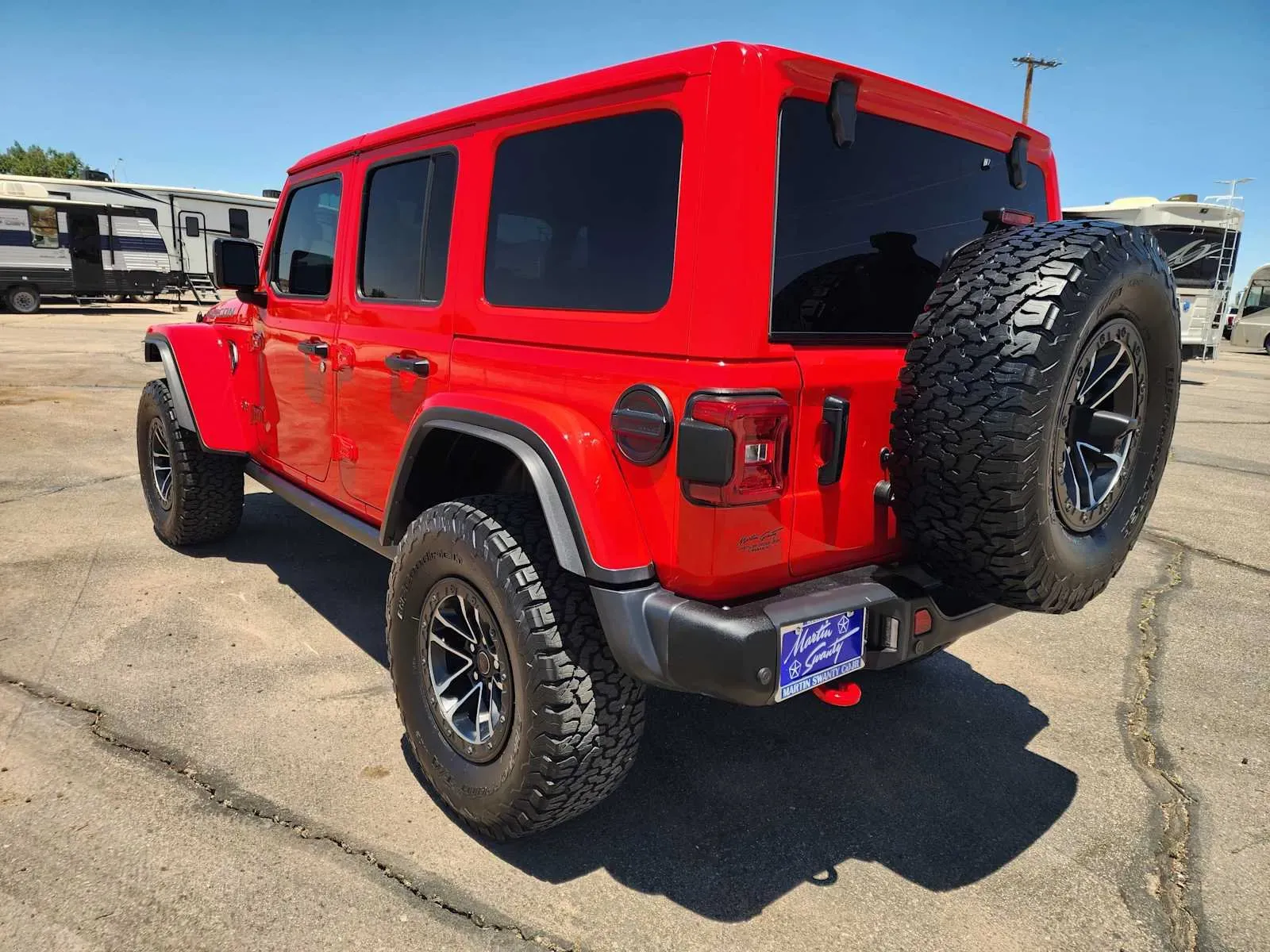 Jeep Wrangler photo 6