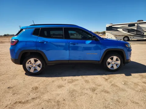 More photos of 2022 Jeep Compass Latitude at Martin Swanty's Paradise Auto, AZ