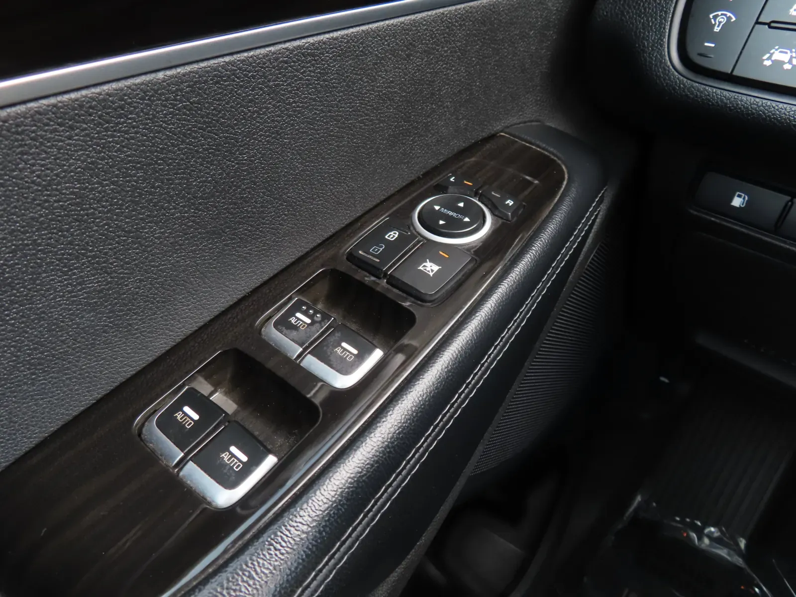 Kia Sorento photo 23