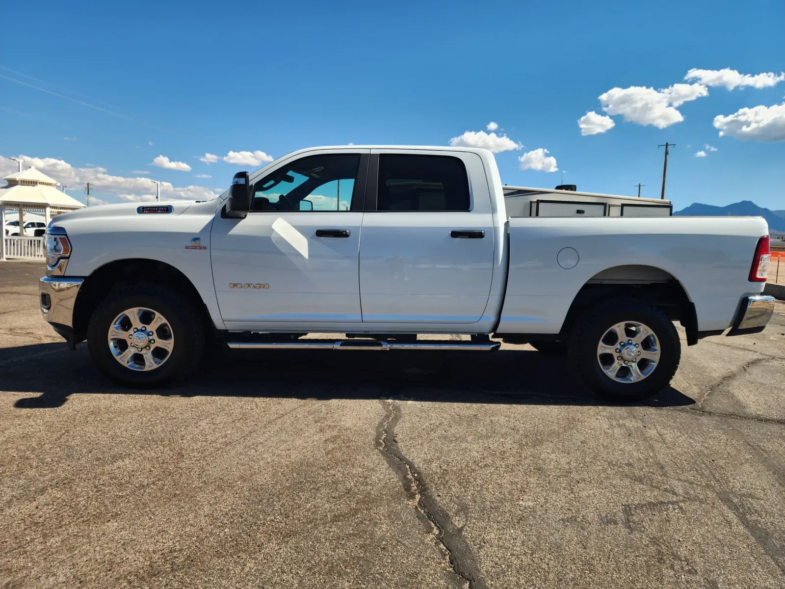 Ram 2500 photo 8