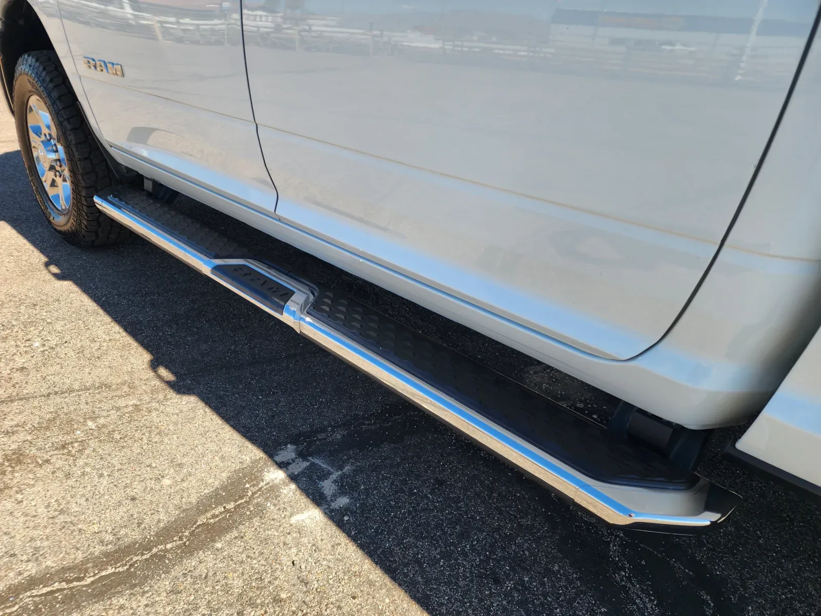 Ram 2500 photo 9