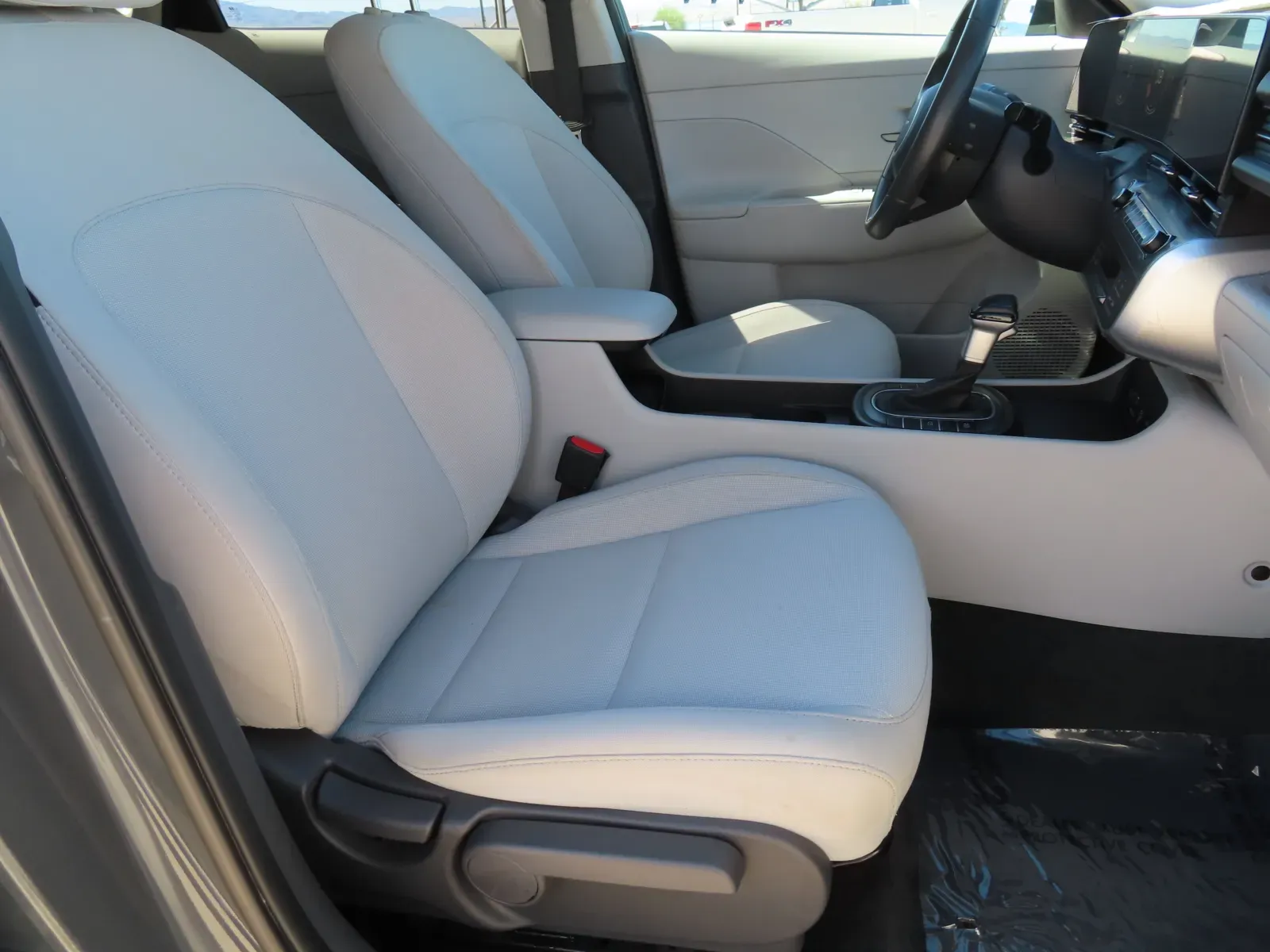 Hyundai Kona photo 18