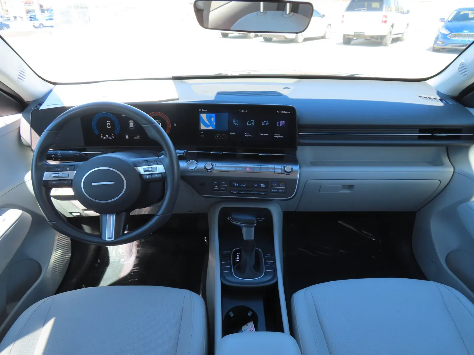 Hyundai Kona photo 2