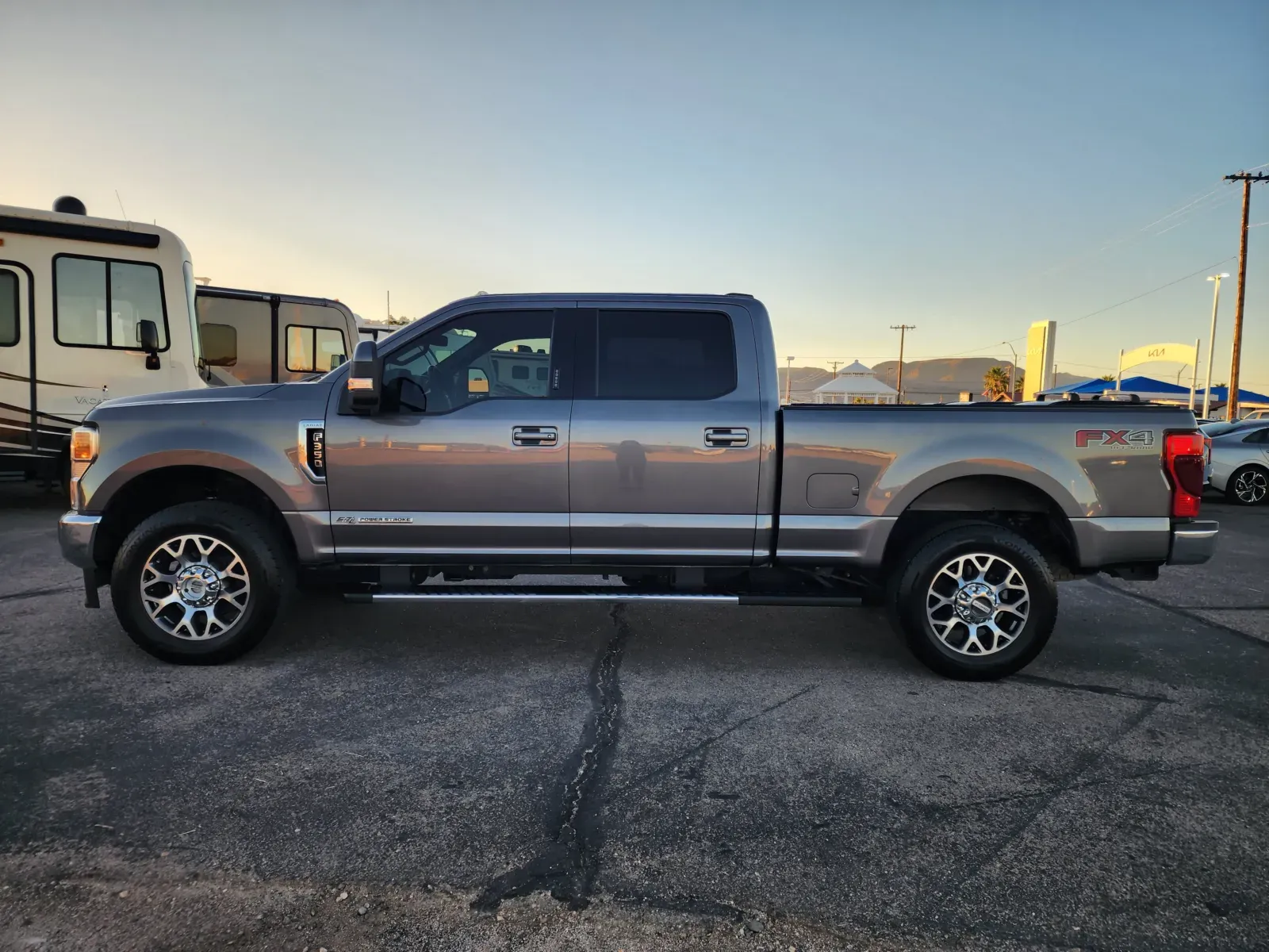 Ford F-350 photo 9