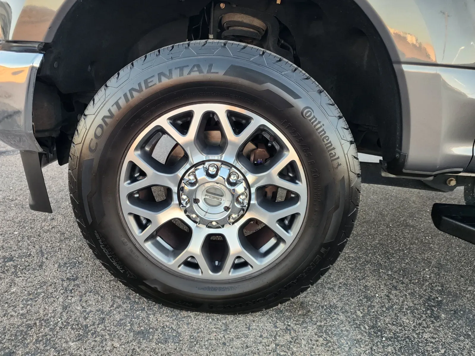 Ford F-350 photo 12
