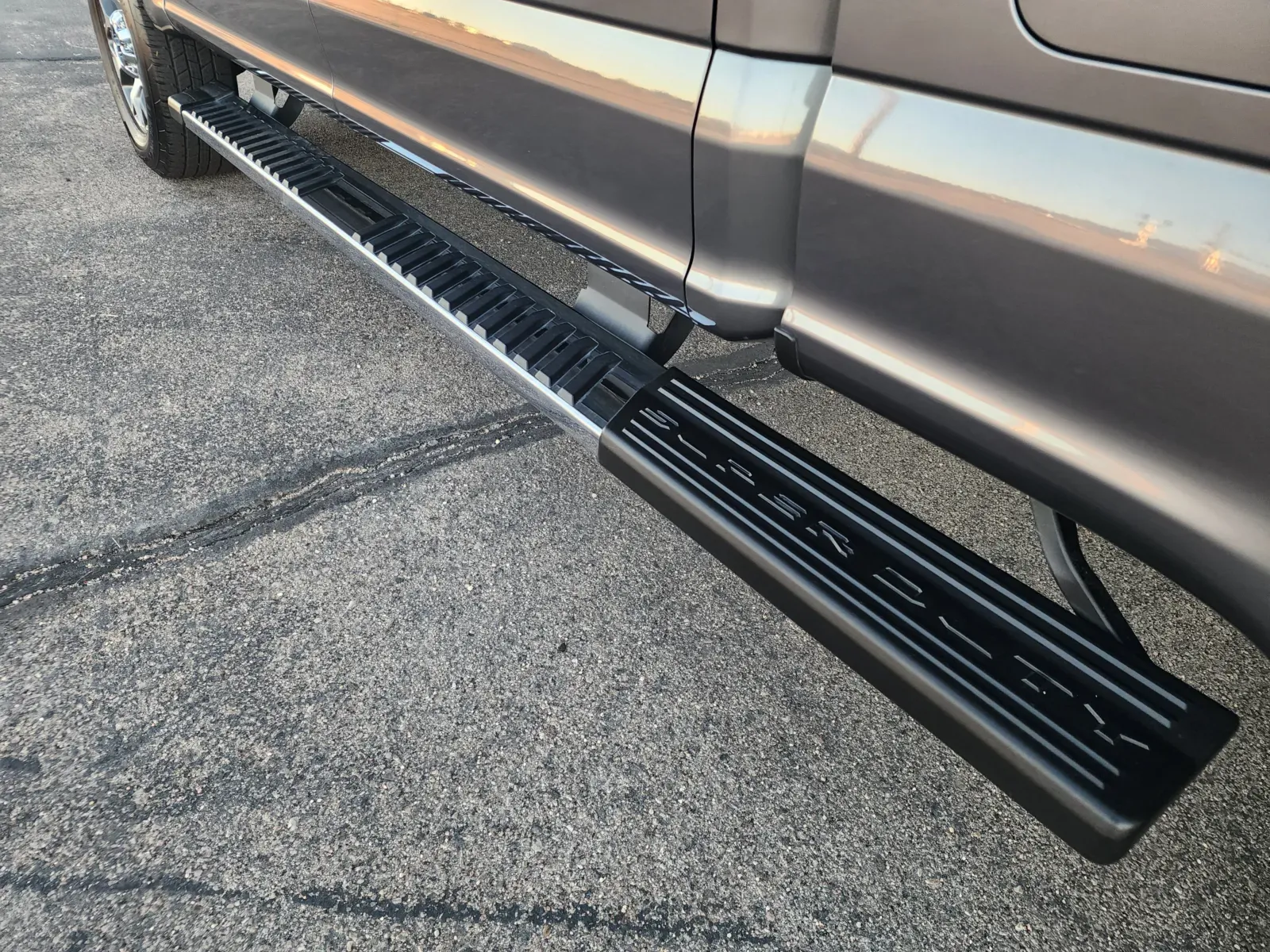 Ford F-350 photo 10