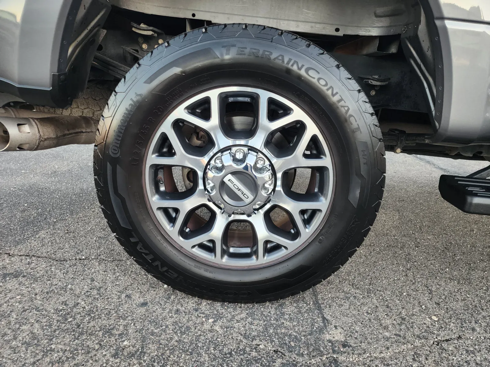 Ford F-350 photo 14