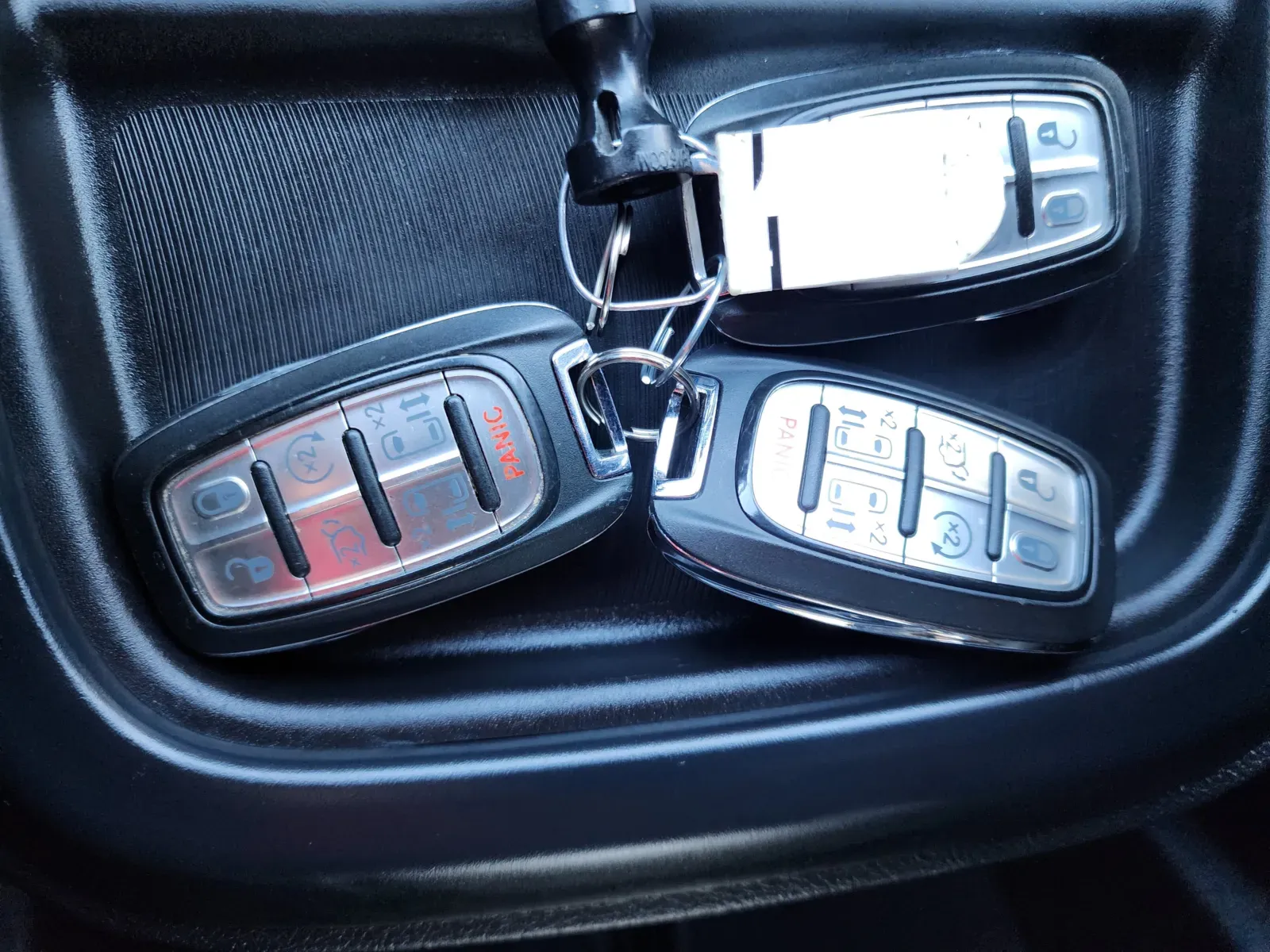 Chrysler Pacifica photo 27
