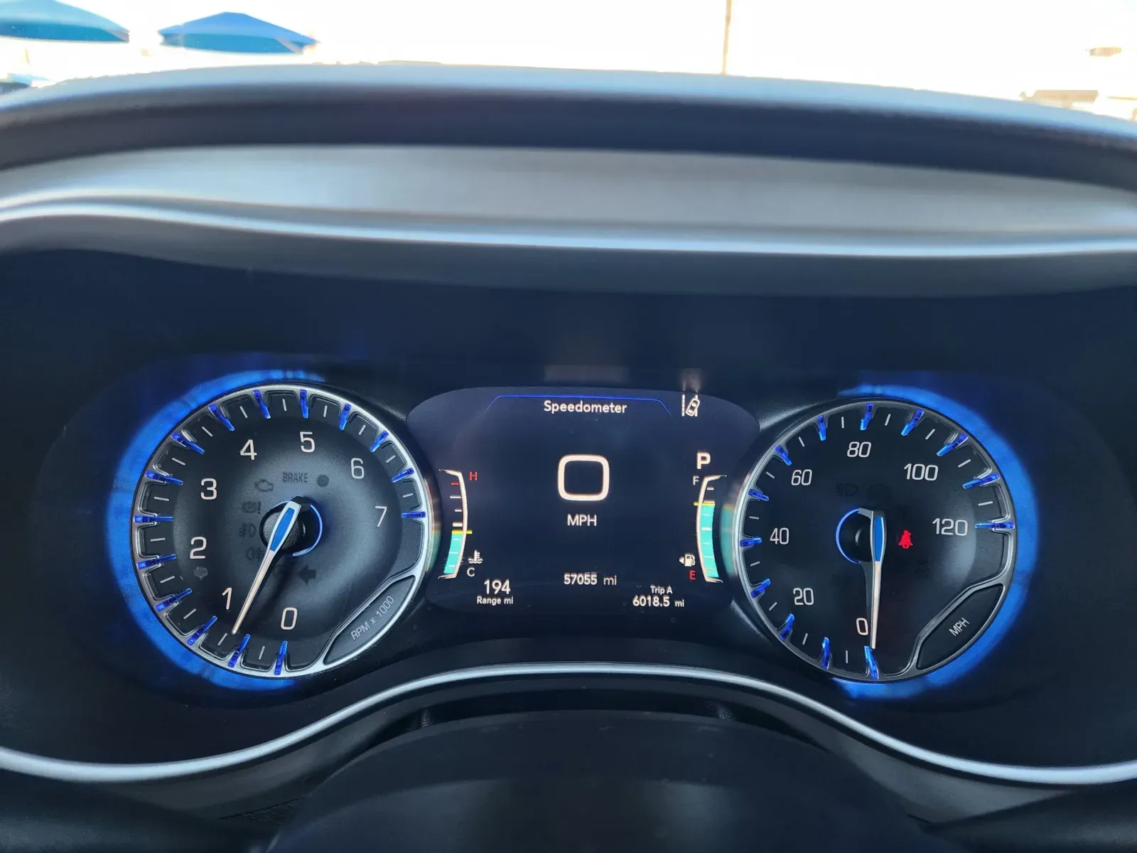 Chrysler Pacifica photo 21
