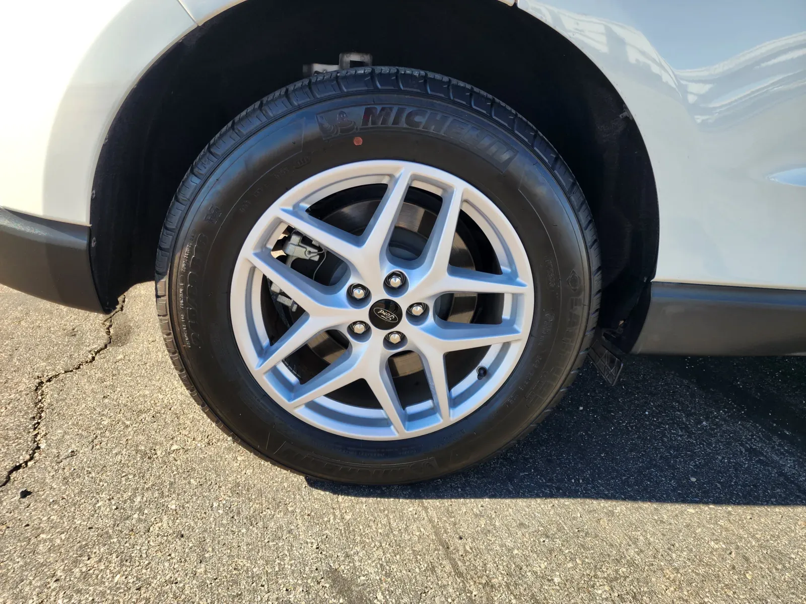 Ford Edge photo 11