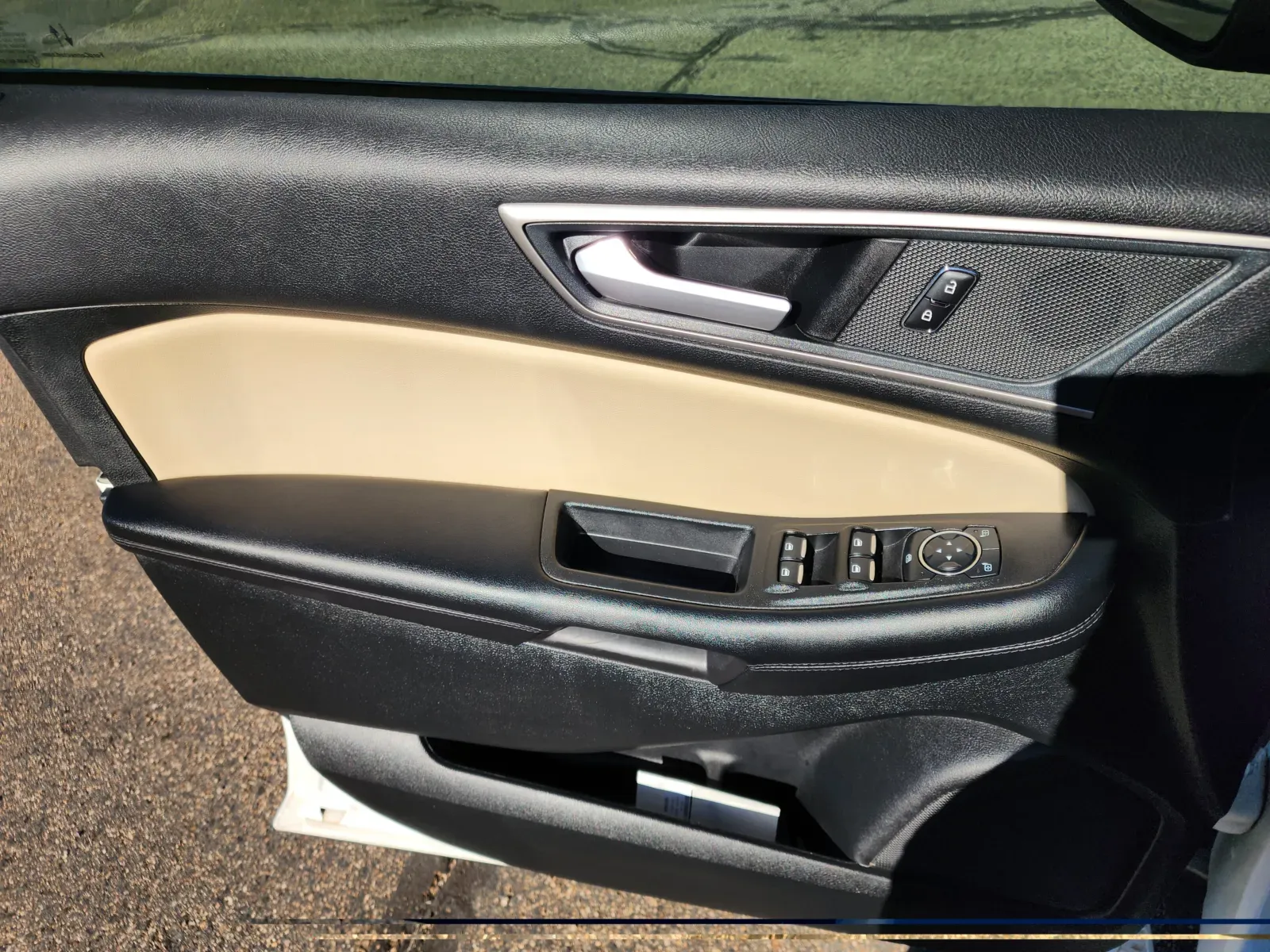 Ford Edge photo 17