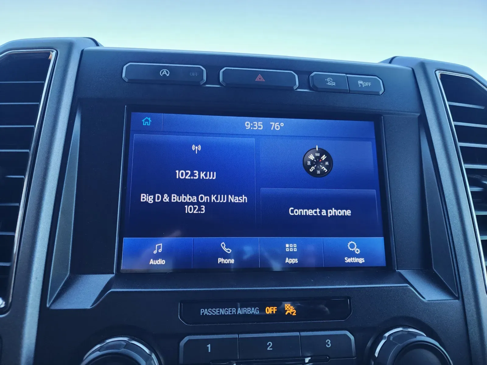 Ford F-150 photo 25