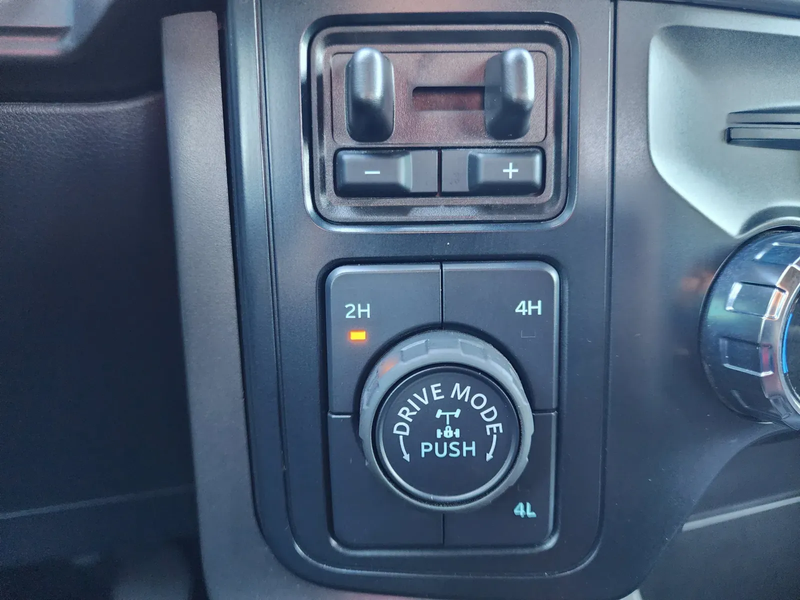 Ford F-150 photo 29