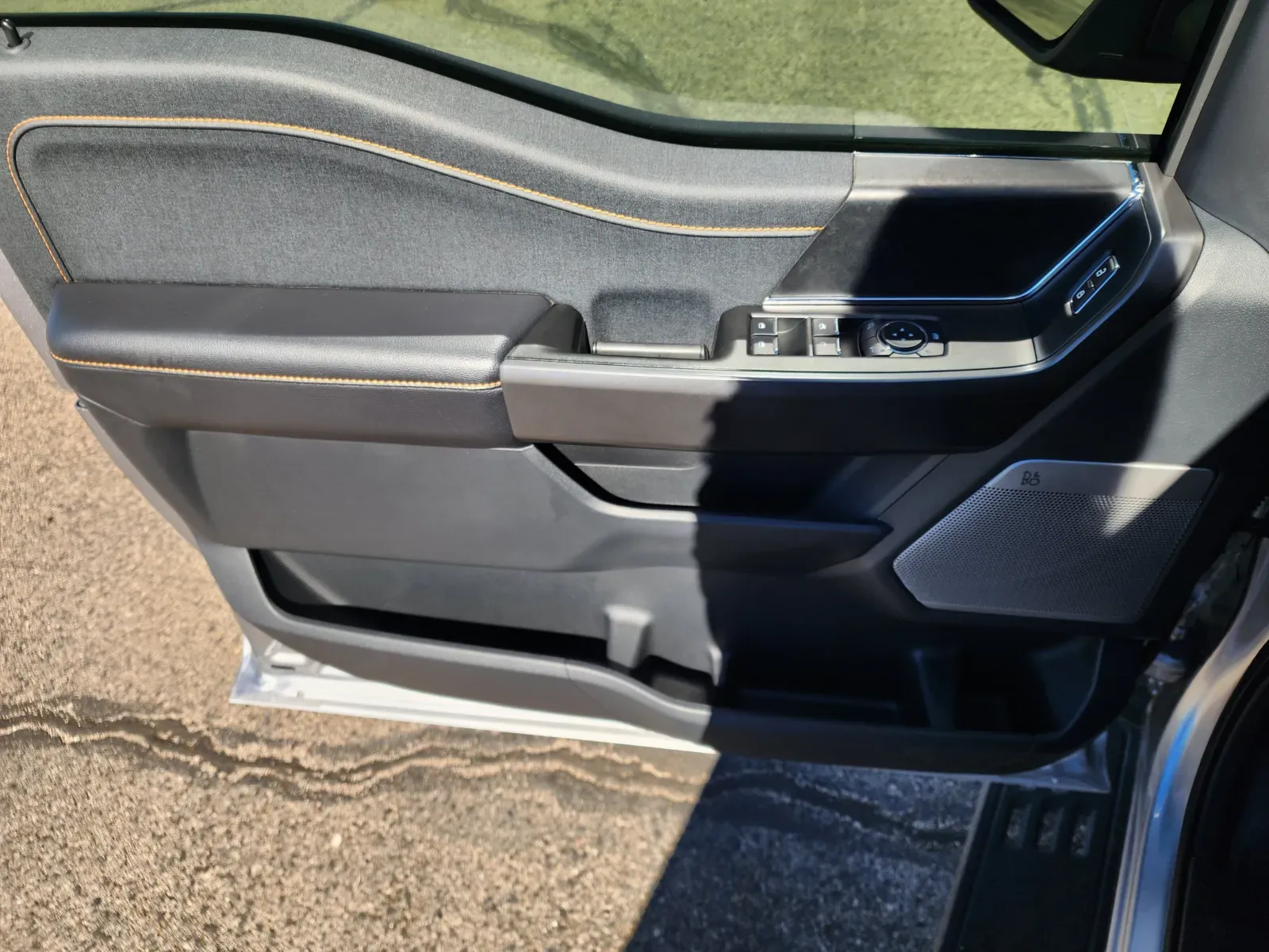 Ford F-150 photo 18