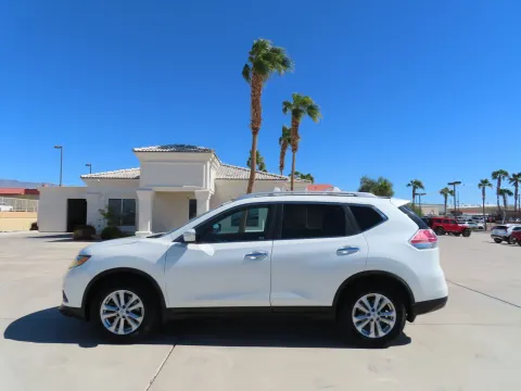 More photos of 2015 Nissan Rogue SV at Martin Swanty's Paradise Auto, AZ