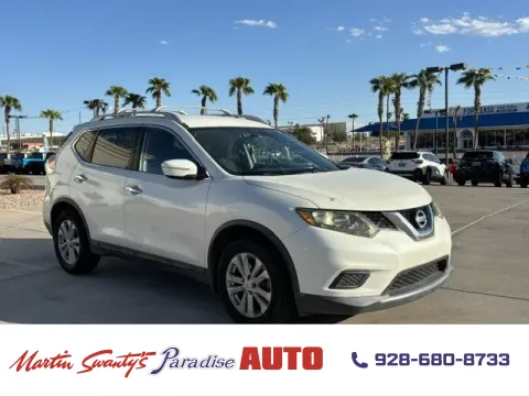 White 2015 Nissan Rogue SV for sale in Lake Havasu City, AZ