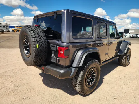 More photos of 2027 Jeep Wrangler Rubicon X at Martin Swanty's Paradise Auto, AZ