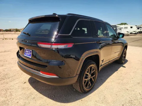 More photos of 2026 Jeep Grand Cherokee Laredo Altitude at Martin Swanty's Paradise Auto, AZ