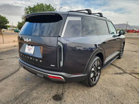 More photos of 2027 Kia Telluride S at Martin Swanty's Paradise Auto, AZ