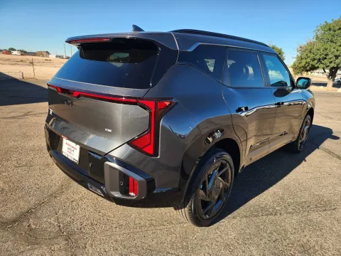 More photos of 2027 Kia Seltos X-Line SX at Martin Swanty's Paradise Auto, AZ