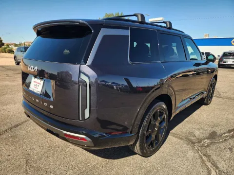 More photos of 2027 Kia Telluride SX at Martin Swanty's Paradise Auto, AZ