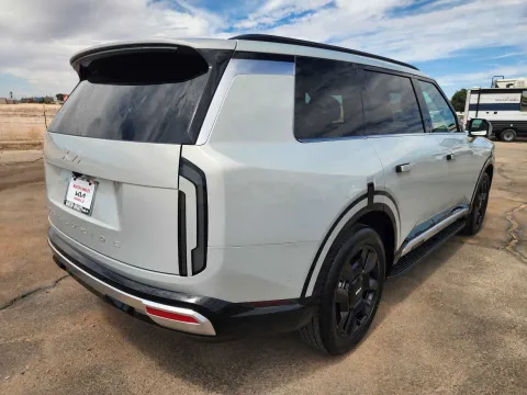 More photos of 2027 Kia Telluride Hybrid SX at Martin Swanty's Paradise Auto, AZ