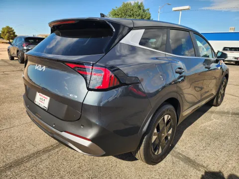 More photos of 2027 Kia Sportage Hybrid LX at Martin Swanty's Paradise Auto, AZ