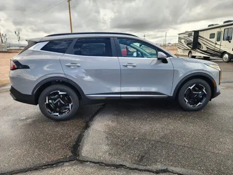 More photos of 2027 Kia Sportage Hybrid EX at Martin Swanty's Paradise Auto, AZ