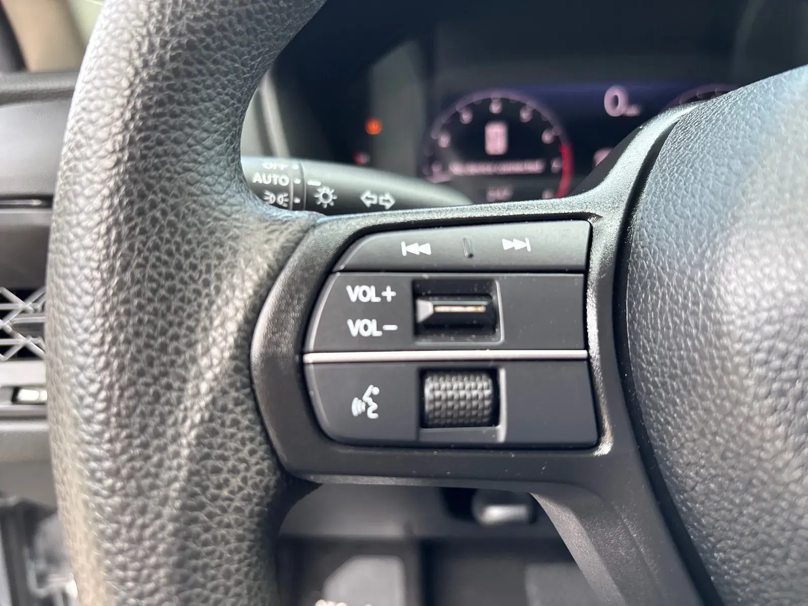 2024 Honda Accord LX - Photo 16