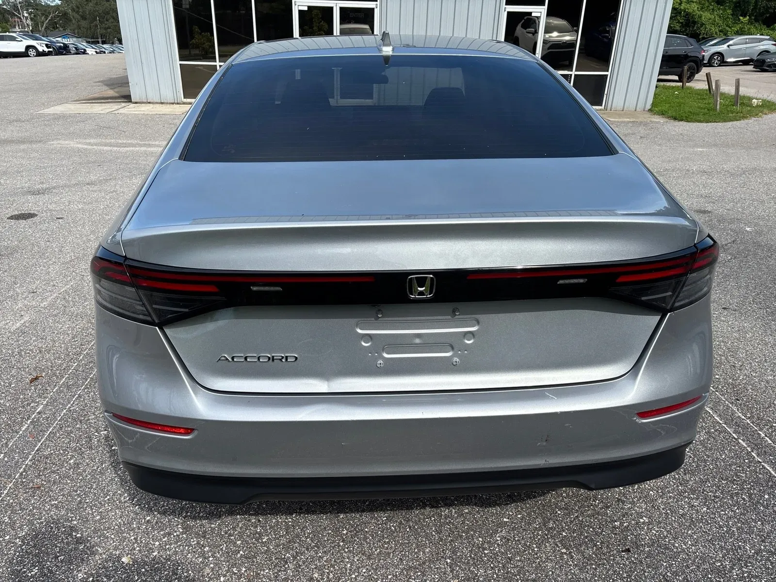 2024 Honda Accord LX - Photo 8