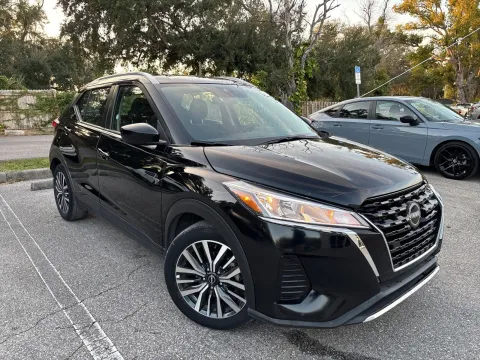 More photos of 2024 Nissan Kicks SV at Evo Motors, FL