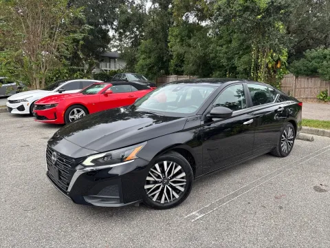 Photos of 2024 Nissan Altima 2.5 SV for sale in Seffner, FL at Evo Motors